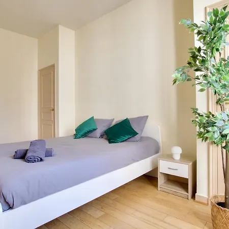 Apartmán 2 Bedrooms Tour Eiffel Rapp
